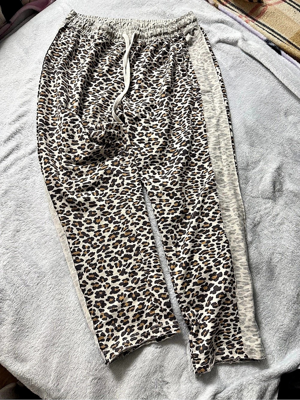 C&C California Leopard Print Jogger Pants in Brown & Black